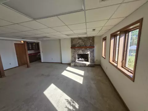 Living - 189 Hardy Ct, Penhook, VA 24137 photo 8 of 9