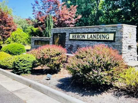 lot84 Heron Pointe Dr, Gretna, VA 24557
