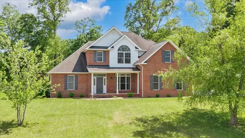 231 Freedom Ln, Wirtz, VA 24184