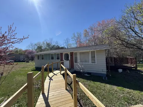 812 Mount View Rd, Danville, VA 24540