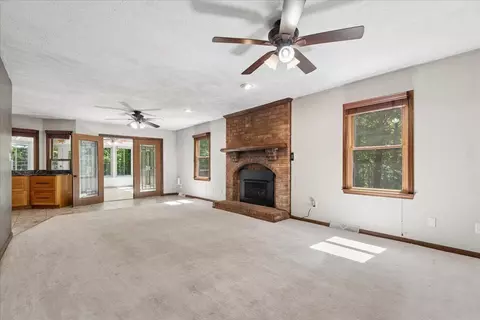 Living - 431 Langdon Rd, Evington, VA 24550 photo 1 of 4