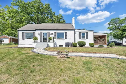 Exterior - 3116 Spring Rd SW, Roanoke, VA 24015 photo 9 of 10