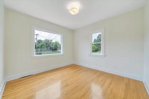 Bedroom - 3116 Spring Rd SW, Roanoke, VA 24015 photo 1 of 6