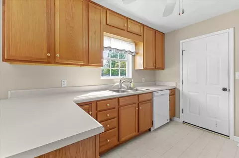 Kitchen - 4110 Flatwoods Rd, Elliston, VA 24087 photo 2 of 3