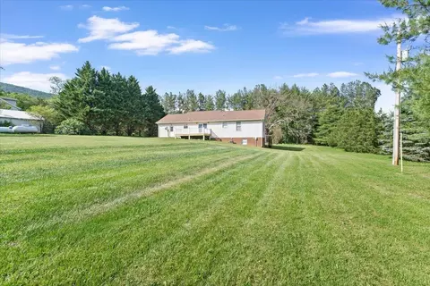 Exterior - 4110 Flatwoods Rd, Elliston, VA 24087 photo 9 of 10