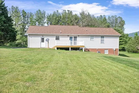 Exterior - 4110 Flatwoods Rd, Elliston, VA 24087 photo 8 of 10