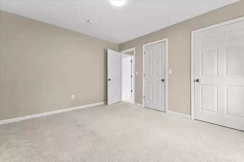 Bedroom - 4110 Flatwoods Rd, Elliston, VA 24087 photo 4 of 6