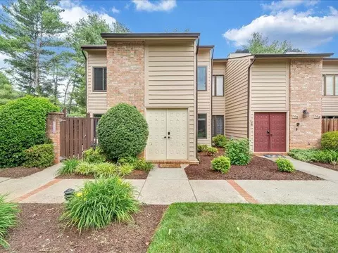 107 Windward Dr SW #107, Roanoke, VA 24018