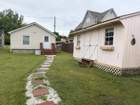 Exterior - 711 Central Ave, Salem, VA 24153 photo 4 of 5