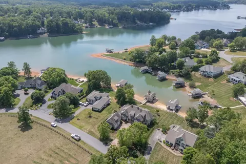 View/Area - 332 Saddleridge Dr, Penhook, VA 24137 photo 2 of 3