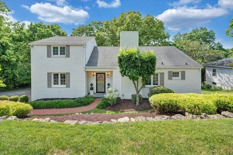 1260 Lakewood Dr SW, Roanoke, VA 24015