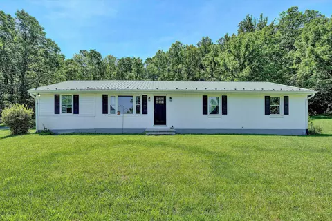 3774 Springwood Rd, Fincastle, VA 24090