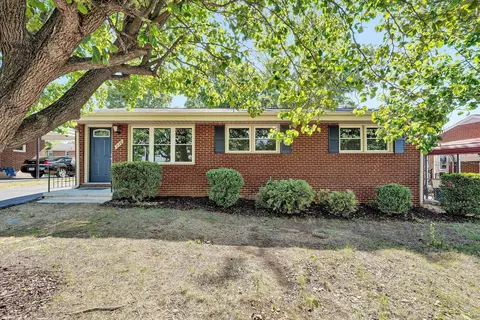 610 Davidson St, Vinton, VA 24179