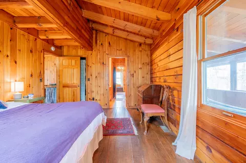 Bedroom - 183 Pine Mountain Rd NE, Floyd, VA 24091 photo 3 of 4