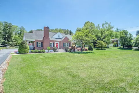 5654 Lee Hwy, Troutville, VA 24175