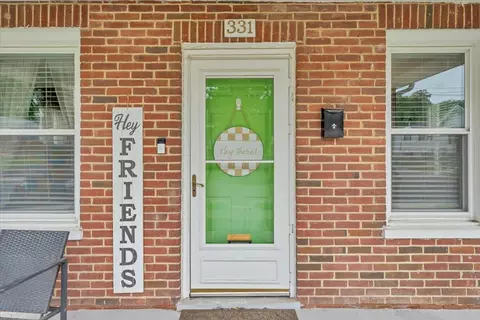 Exterior - 331 Bowman St, Vinton, VA 24179 photo 2 of 9