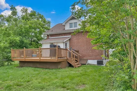 Exterior - 331 Bowman St, Vinton, VA 24179 photo 7 of 9