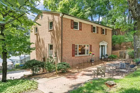 6359 Christie Ln, Roanoke, VA 24018