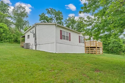 20459 Main St, Buchanan, VA 24066 photo 33