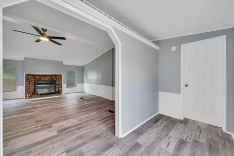 20459 Main St, Buchanan, VA 24066 photo 6