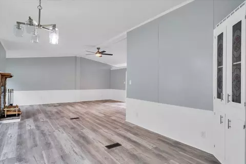20459 Main St, Buchanan, VA 24066 photo 11