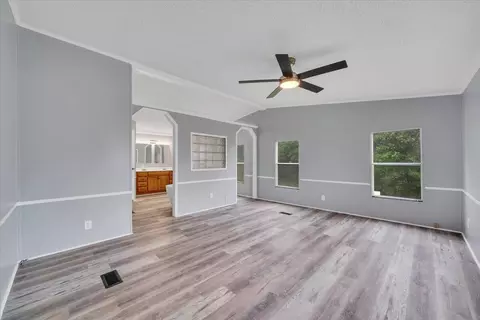 20459 Main St, Buchanan, VA 24066 photo 17