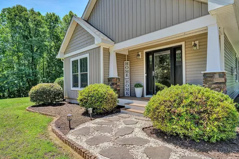 Exterior - 1040 Old Station Loop, Hardy, VA 24101 photo 6 of 20