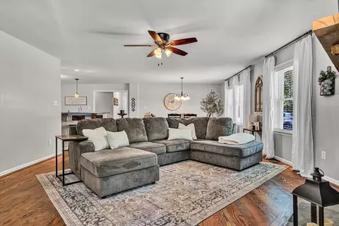 Living - 1040 Old Station Loop, Hardy, VA 24101 photo 1 of 3
