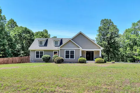 Exterior - 1040 Old Station Loop, Hardy, VA 24101 photo 2 of 20