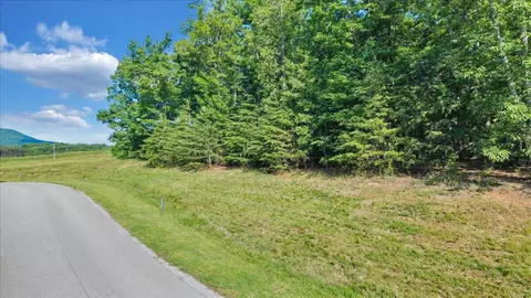 3576 Ballyhack Trl, Roanoke, VA 24014 photo 2