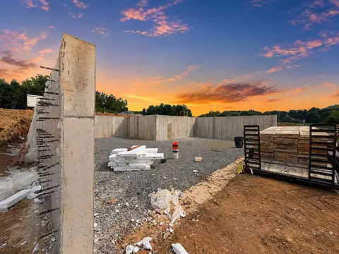 26 The Jackson Of Ashley Dr, Daleville, VA 24083