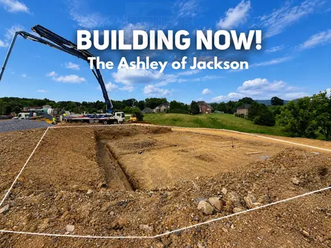 26 The Jackson Of Ashley Dr, Daleville, VA 24083