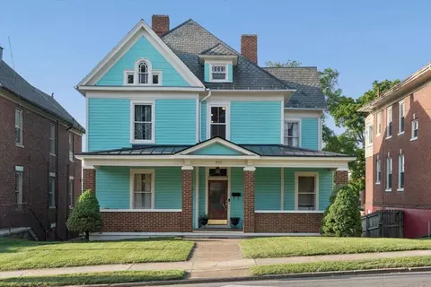 435 Elm Ave SW, Roanoke, VA 24016