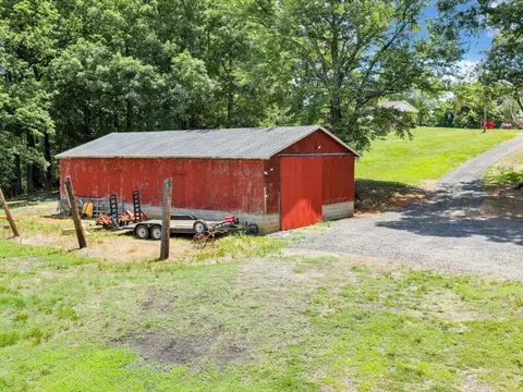 Exterior - 247 Powell Rd, Ridgeway, VA 24148 photo 12 of 14