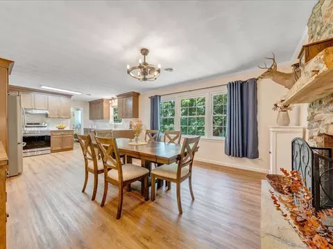 Dining - 247 Powell Rd, Ridgeway, VA 24148 photo 2 of 4