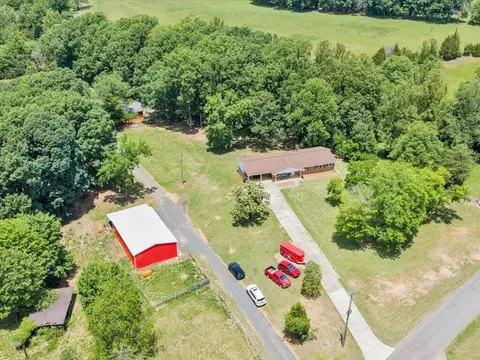 View/Area - 247 Powell Rd, Ridgeway, VA 24148 photo 15 of 17