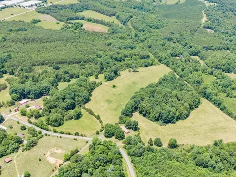 View/Area - 247 Powell Rd, Ridgeway, VA 24148 photo 5 of 17
