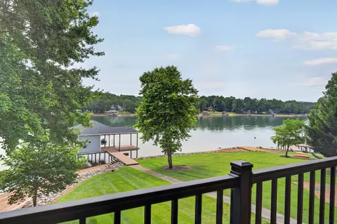 View/Area - 104 St Christopher Ct, Moneta, VA 24121 photo 1 of 10
