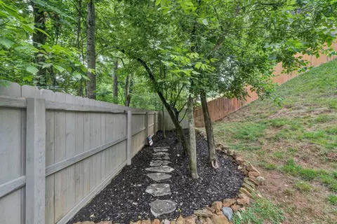 Exterior - 2750 Mcvitty Rd, Roanoke, VA 24018 photo 14 of 14