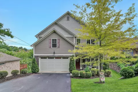 2750 Mcvitty Rd, Roanoke, VA 24018