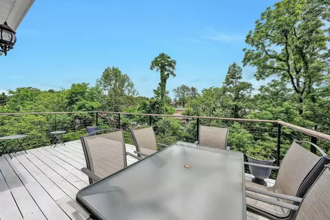 Exterior - 2750 Mcvitty Rd, Roanoke, VA 24018 photo 6 of 14