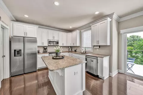 Kitchen - 2750 Mcvitty Rd, Roanoke, VA 24018 photo 1 of 3