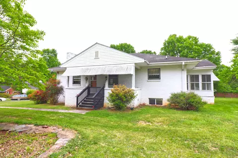 6632 Wood Haven Rd, Roanoke, VA 24019