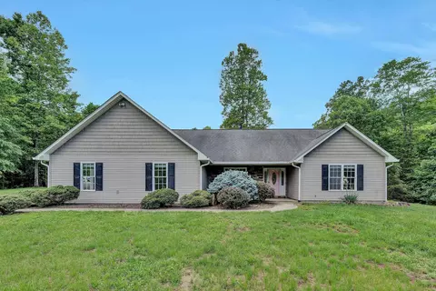 1955 Poplar View Rd, Roanoke, VA 24018