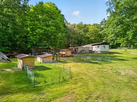 1086 Bugg Hollow Ln, Montvale, VA 24122