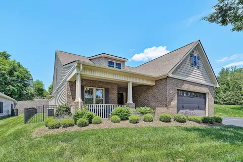 Exterior - 7005 Mountain Spring Trl, Roanoke, VA 24018 photo 2 of 8