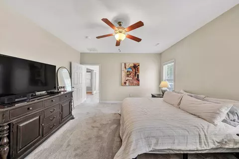 Bedroom - 7005 Mountain Spring Trl, Roanoke, VA 24018 photo 2 of 4