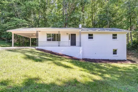 266 Chatmoss Ct Ext, Martinsville, VA 24112