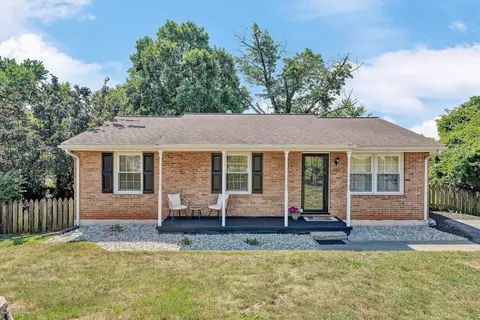 435 Mcgeorge Dr, Vinton, VA 24179