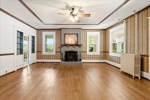 Living - 535 Boyd St, Buchanan, VA 24066 photo 1 of 4